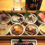 魚ト肴いとおかし - いとおかし御膳（厳選刺身4種、季節の小鉢4種）