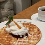 カフェ・ヴィヴモン・ディモンシュ - 