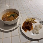 The Qantas Singapore Lounge - 