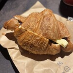 カーリーズ クロワッサン トウキョウ ベイク スタンド - 