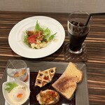 Cafe & Dining Enn - 