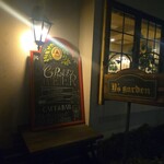 ワイズガーデン - 外観入口看板(･ω･｀*)