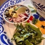 Asian kitchen cafe 百福 - +100円パクチー増