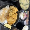銀蔵 - かきふらいマウンテン定食はこんな感じ