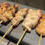 炉端焼き鳥 鶏彩 - 