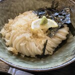 麺家 七兵衛 - 素晴らしいトルネード！この天かすが絶品