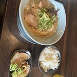 博多とんこつ 真咲雄 - 