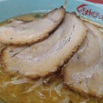 くるまやラーメン - 料理写真: