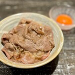 あいだや２ - 黒毛和牛すき焼きご飯（600円）