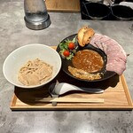 麺逢 KATAJIKENAI - ビーフシチューつけ麺《クリスマス限定》