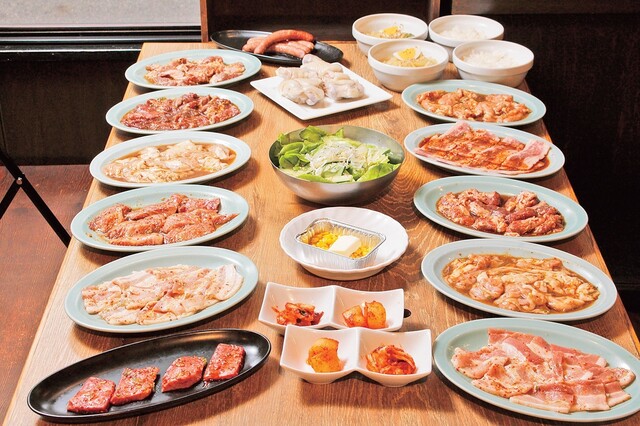 ホルモン食堂食樂 北上店｜北上市の本格焼肉・ホルモン料理