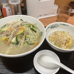 日高屋 - 料理写真: