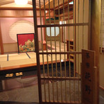 依山楼岩崎 - 3階の食事部屋への入り口