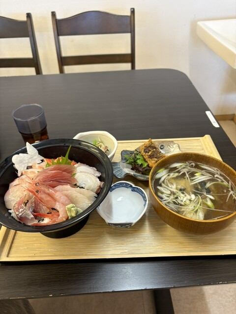 カネマル水産 - 上二田（海鮮）の写真