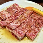 明月館 - 骨付カルビ