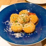 Trattoria&Pizzeria LOGIC - 