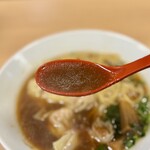 七喜 - 肉わんたんめん（しょうゆ） 950円
