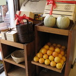 百果園 - このメロン、すごい値段でした・・・