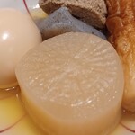 とろろとさかな 小○商店 - おでん