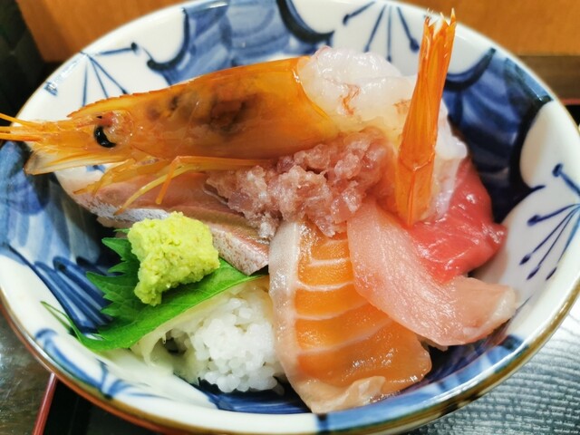 海鮮丼 和の粋 西田店（カイセンドンナゴミノイキ） - 東金井（海鮮）