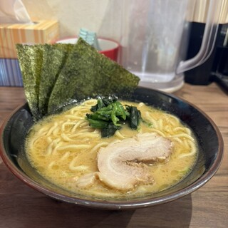 横濱家系ラーメン 武田家_0