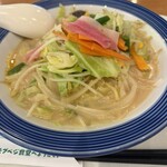 リンガーハット イオン那覇店 - 