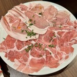 赤い壺 - 赤い壺しゃぶ鍋