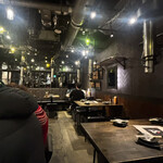 炭火焼ホルモン ぐう - 内観