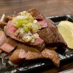 牛タンともつ まんてん - 