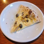 パスタ マンジャーレ ザザ - きのことガーリック