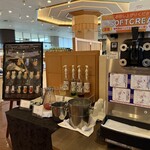 ガーデニア(ホテルマイステイズプレミア成田) - モクテルコーナー　右　ソフトクリーム