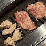 焼肉神威 - 