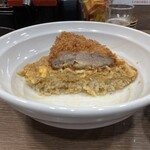 とんかつ檍のカレー屋 いっぺこっぺ 市ヶ谷店 - 断面図ww