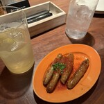 LAS DOS CARAS MODERN MEXICANO Y TACOS - 