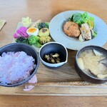 이세게쿠우마에 료우리텐 cocotte 야마시타 - cocotte의 건강한 점심식사