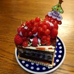 パティスリー カーヴァンソン - ノエル・ショコラ・フランボワーズ