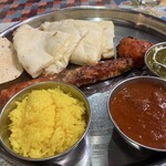 ドゥルガ　ダイニング - 