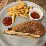 オールウェイズサンシャイン サンドイッチバー - キューバサンド