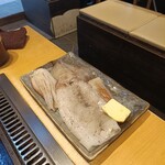 月島もんじゃ おこげ - いかの丸焼き　肝醤油バター