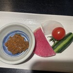 蔵の庄 総本店 - お通しはいつも県内産野菜