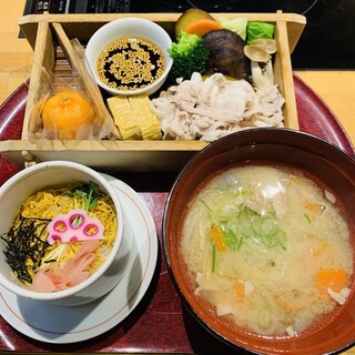 遊食豚彩いちにいさん_1