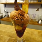 335430657 - Bean to Barチョコレートパフェ-CACAO JOURNEY-