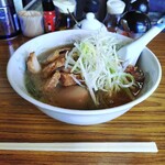 とんこつら～めん 一代 - チャーシューメンの煮玉子トッピング（1350円＋150円）