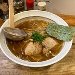 八雲  - らーめん @900円 