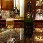 セラーバー - シャンパン