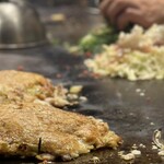 福太郎 - 蒸しては返してをくり返して、キャベツの甘みが凝縮