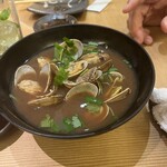 鮨酒場てっぺい - あさりの赤だし