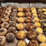 オー ト ウー - 魅力的なパンばかり