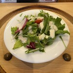 グリルK - おすすめの、本日のスープ＆サラダ380円　サラダ