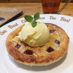 The Best Cheesecakes Cafe - チェリーパイアラモード